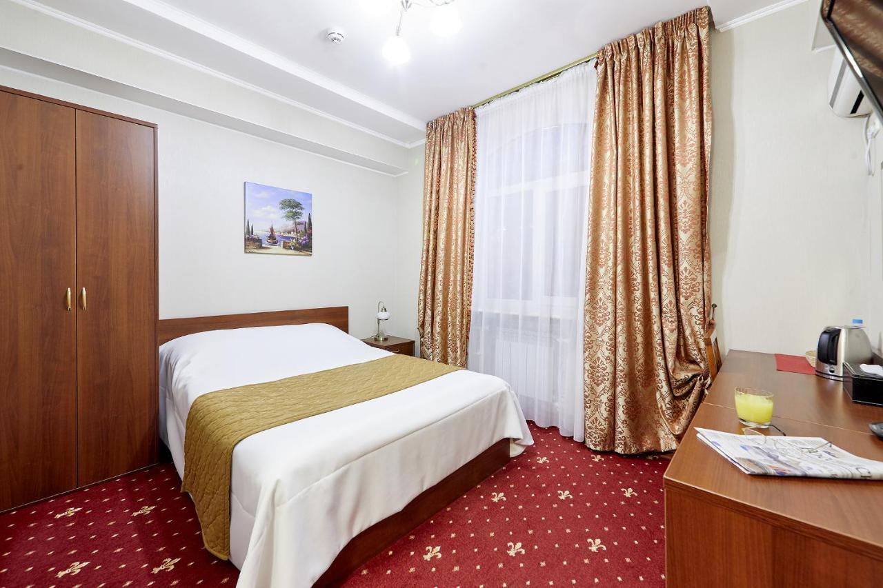 Hotel Tsentralnaya Bryansk Esterno foto